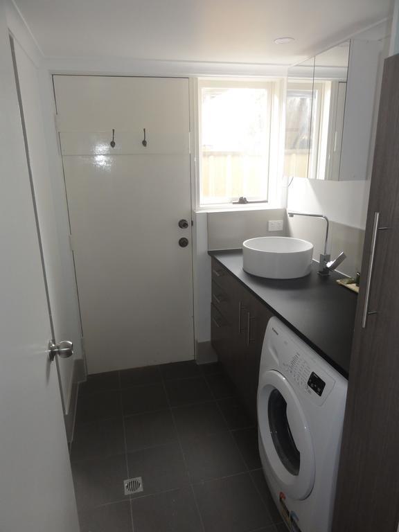 Prime Location & Spacious Adelaide Bagian luar foto